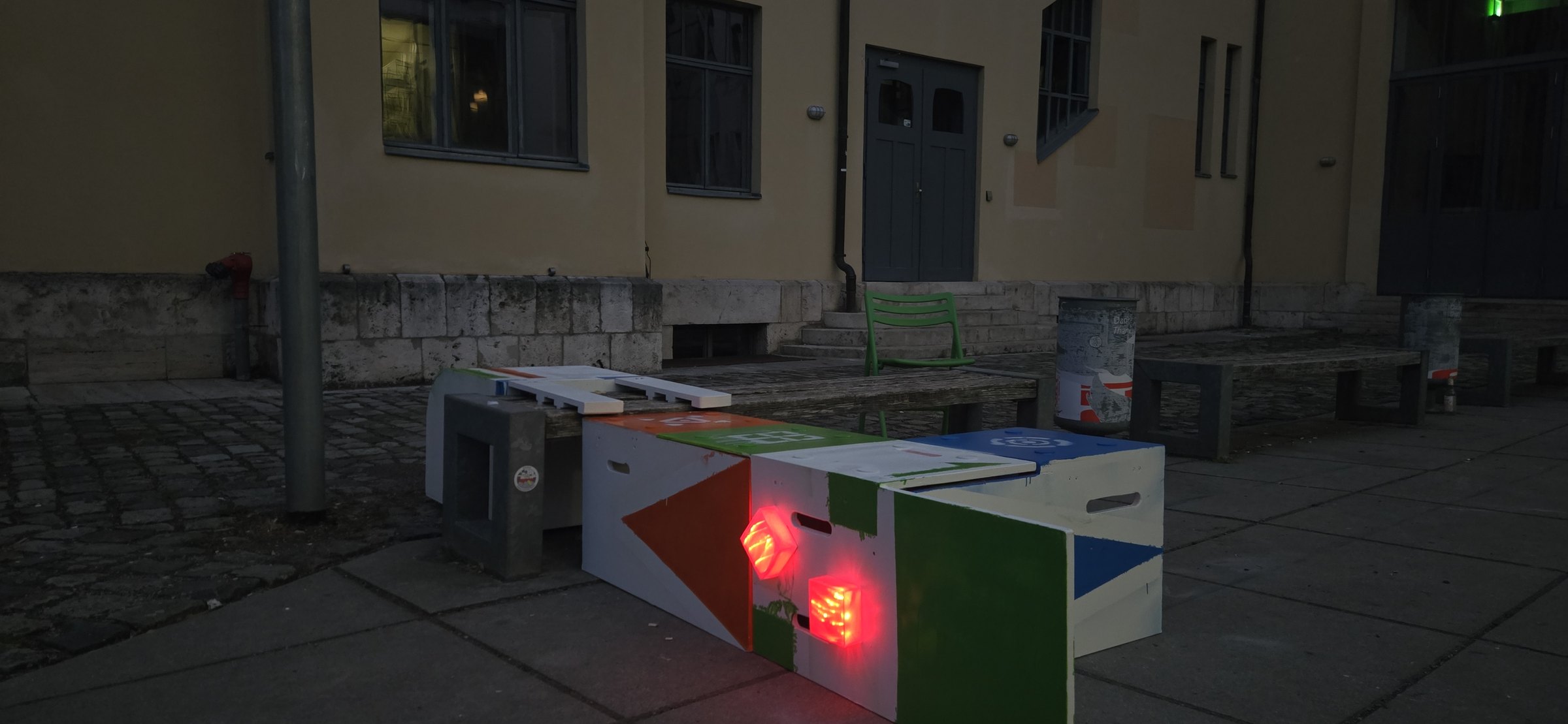 The modules illuminated on site after dark
